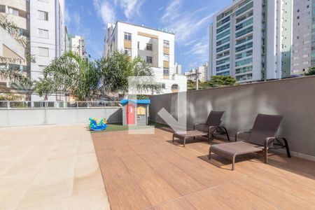Apartamento à venda com 256m², 4 quartos e 4 vagasÁrea comum - Playground
