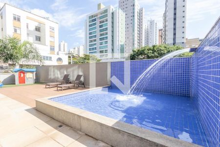 Apartamento à venda com 256m², 4 quartos e 4 vagasÁrea comum - Piscina