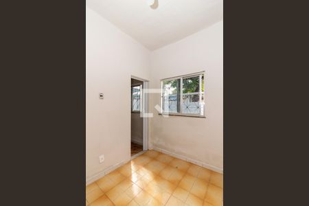 Quarto 1 de casa para alugar com 3 quartos, 80m² em Vaz Lobo, Rio de Janeiro