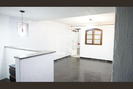 Sala de casa para alugar com 1 quarto, 40m² em Anil, Rio de Janeiro