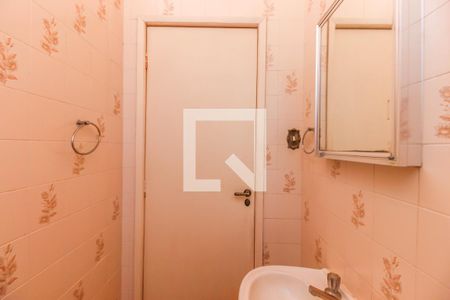 Casa à venda com 268m², 4 quartos e 4 vagasBanheiro 2