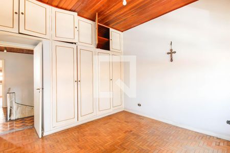 Casa à venda com 268m², 4 quartos e 4 vagasQuarto 2