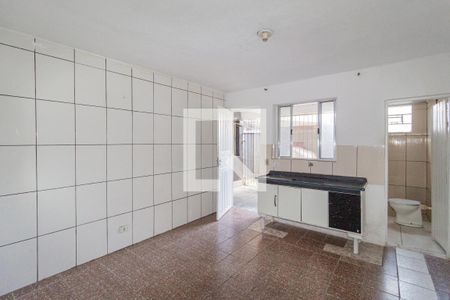 Cozinha de casa para alugar com 1 quarto, 55m² em Vila Silviânia, Carapicuíba