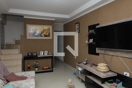 Sala  de casa à venda com 3 quartos, 250m² em Parque Guarani, São Paulo