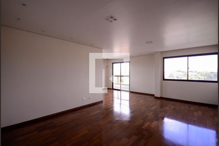 Sala  de apartamento à venda com 3 quartos, 136m² em Vila Brasilio Machado, São Paulo