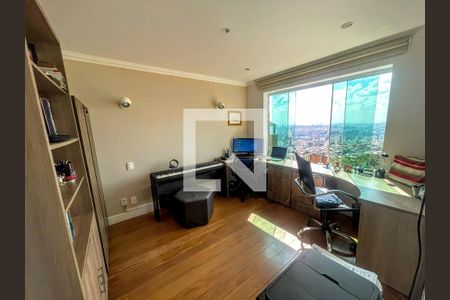 Casa à venda com 290m², 4 quartos e 3 vagas Casa à venda com 290m², 4 quartos e 3 vagasquarto 4