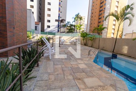 Apartamento à venda com 177m², 3 quartos e 3 vagasÁrea Comum - Piscina