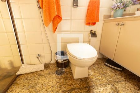 Apartamento à venda com 177m², 3 quartos e 3 vagasBanheiro da Suite Master