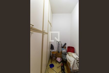 Apartamento à venda com 177m², 3 quartos e 3 vagasDependencia de Empregada