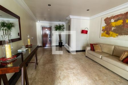 Apartamento à venda com 177m², 3 quartos e 3 vagasÁrea Comum - Hall de Entrada