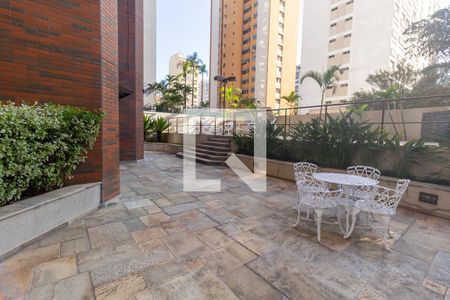 Apartamento à venda com 177m², 3 quartos e 3 vagasÁrea Comum - Piscina