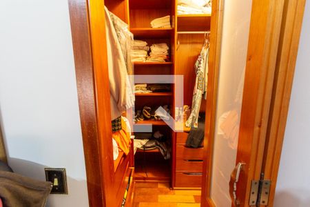 Apartamento à venda com 177m², 3 quartos e 3 vagasCloset da Suite Master