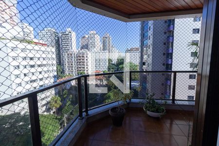 Apartamento à venda com 177m², 3 quartos e 3 vagasVista da Varanda da Sala