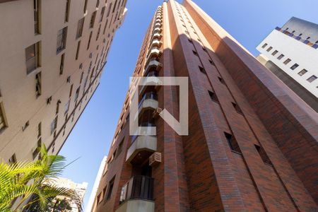 Apartamento à venda com 177m², 3 quartos e 3 vagasFachada Posterior