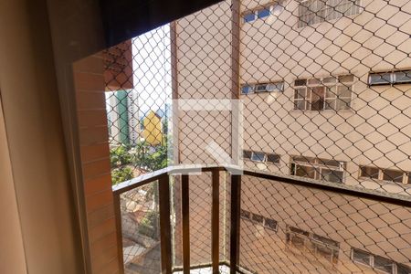 Apartamento à venda com 177m², 3 quartos e 3 vagasVaranda da Suite Master