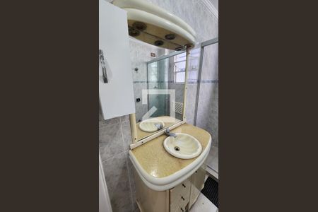 Banheiro de apartamento para alugar com 1 quarto, 66m² em Ponta da Praia, Santos