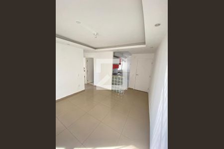 Sala de apartamento para alugar com 2 quartos, 43m² em Bonsucesso, Rio de Janeiro