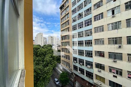 Vista de kitnet/studio para alugar com 1 quarto, 42m² em Centro, Rio de Janeiro