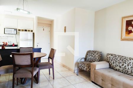 Sala de apartamento à venda com 3 quartos, 75m² em Vila Alzira, Santo André