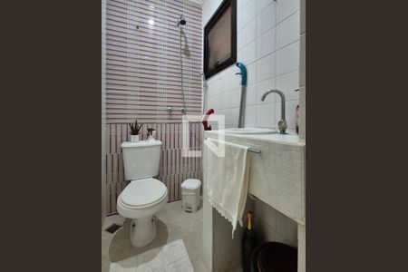 Apartamento à venda com 220m², 4 quartos e 3 vagas Apartamento à venda com 220m², 4 quartos e 3 vagasLavabo