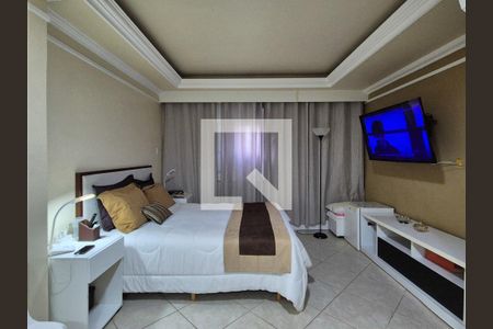 Apartamento à venda com 220m², 4 quartos e 3 vagas Apartamento à venda com 220m², 4 quartos e 3 vagasSuite 2