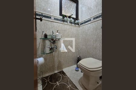 Apartamento à venda com 220m², 4 quartos e 3 vagas Apartamento à venda com 220m², 4 quartos e 3 vagasLavabo