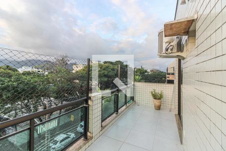 Apartamento à venda com 248m², 3 quartos e 2 vagasSuíte 1 - Varanda