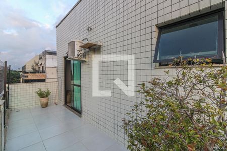 Apartamento à venda com 248m², 3 quartos e 2 vagasSuíte 1 - Varanda