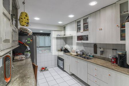 Apartamento à venda com 248m², 3 quartos e 2 vagasCozinha