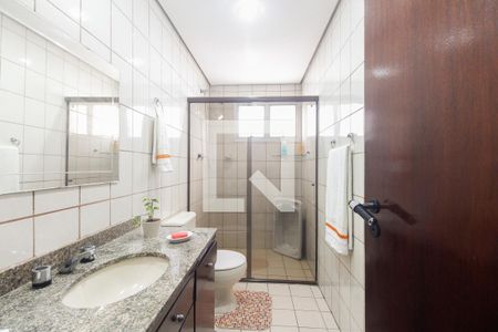 Apartamento à venda com 107m², 3 quartos e 2 vagas Apartamento à venda com 107m², 3 quartos e 2 vagasBanheiro Social