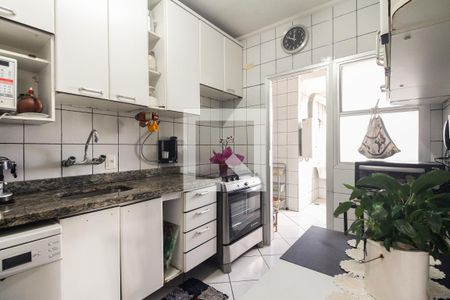 Apartamento à venda com 107m², 3 quartos e 2 vagas Apartamento à venda com 107m², 3 quartos e 2 vagasCozinha