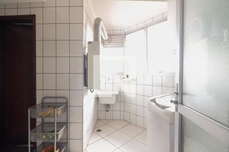 Apartamento à venda com 107m², 3 quartos e 2 vagas Apartamento à venda com 107m², 3 quartos e 2 vagasCozinha