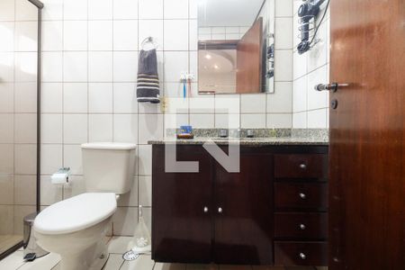 Apartamento à venda com 107m², 3 quartos e 2 vagas Apartamento à venda com 107m², 3 quartos e 2 vagasBanheiro Suíte