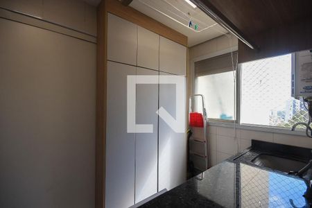 Apartamento à venda com 142m², 3 quartos e 2 vagasÁrea de Serviço