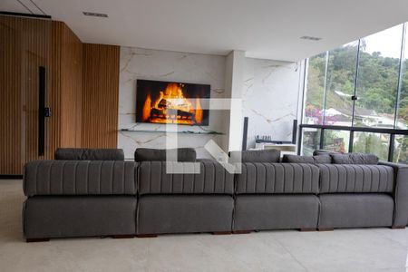 Casa de condomínio à venda com 600m², 5 quartos e 4 vagasSala TV