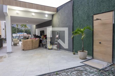 Casa de condomínio à venda com 600m², 5 quartos e 4 vagasÁrea externa