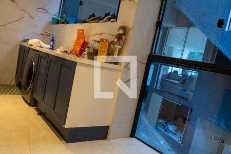 Casa de condomínio à venda com 600m², 5 quartos e 4 vagasÁrea de Serviço