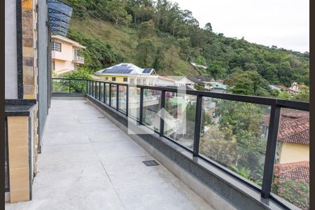 Casa de condomínio à venda com 600m², 5 quartos e 4 vagasVaranda