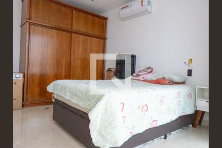 Casa de condomínio à venda com 600m², 5 quartos e 4 vagasQuarto 3