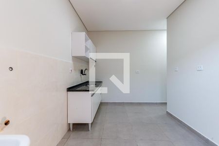 Cozinha e Área de Serviço de apartamento para alugar com 1 quarto, 28m² em Vila Mazzei, São Paulo