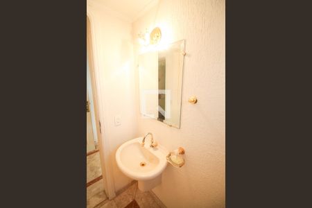 Apartamento à venda com 130m², 3 quartos e 2 vagas Apartamento à venda com 130m², 3 quartos e 2 vagasLavabo