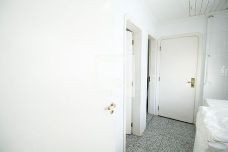 Apartamento à venda com 130m², 3 quartos e 2 vagas Apartamento à venda com 130m², 3 quartos e 2 vagasÁrea de Serviço