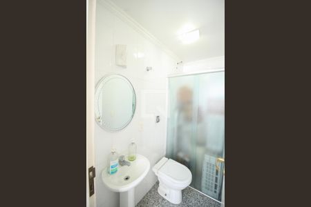 Apartamento à venda com 130m², 3 quartos e 2 vagas Apartamento à venda com 130m², 3 quartos e 2 vagasBanheiro de Serviço