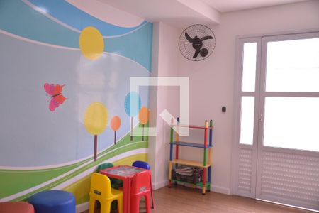 Apartamento à venda com 75m², 2 quartos e 1 vagaÁrea comum 