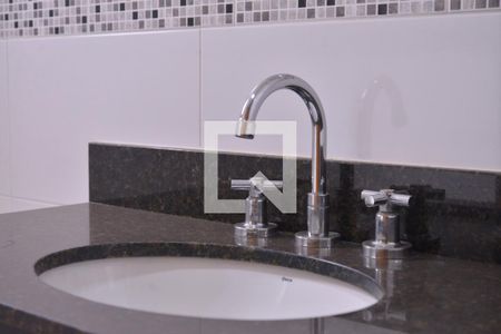 Apartamento à venda com 75m², 2 quartos e 1 vagaBanheiro Social 