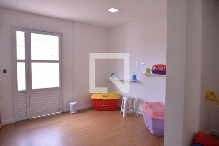 Apartamento à venda com 75m², 2 quartos e 1 vagaÁrea comum 