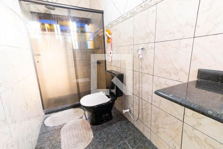 Casa à venda com 300m², 3 quartos e 3 vagas Casa à venda com 300m², 3 quartos e 3 vagasBanheiro 2º andar