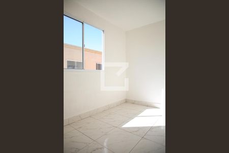 Quarto de apartamento para alugar com 2 quartos, 43m² em Residencial Barcelona, Goiânia
