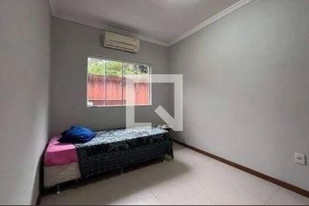 Casa à venda com 3 quartos, 200m² em Vargem Grande, Rio de Janeiro