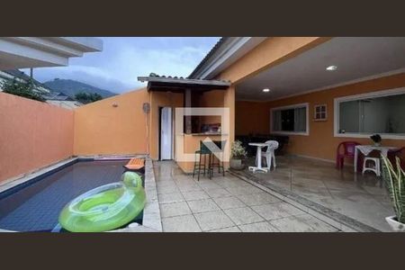 Casa à venda com 3 quartos, 200m² em Vargem Grande, Rio de Janeiro